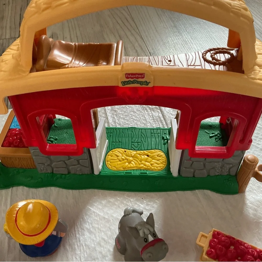 Vintage Fisher-Price Little People Farm Playset barn animals lot 15